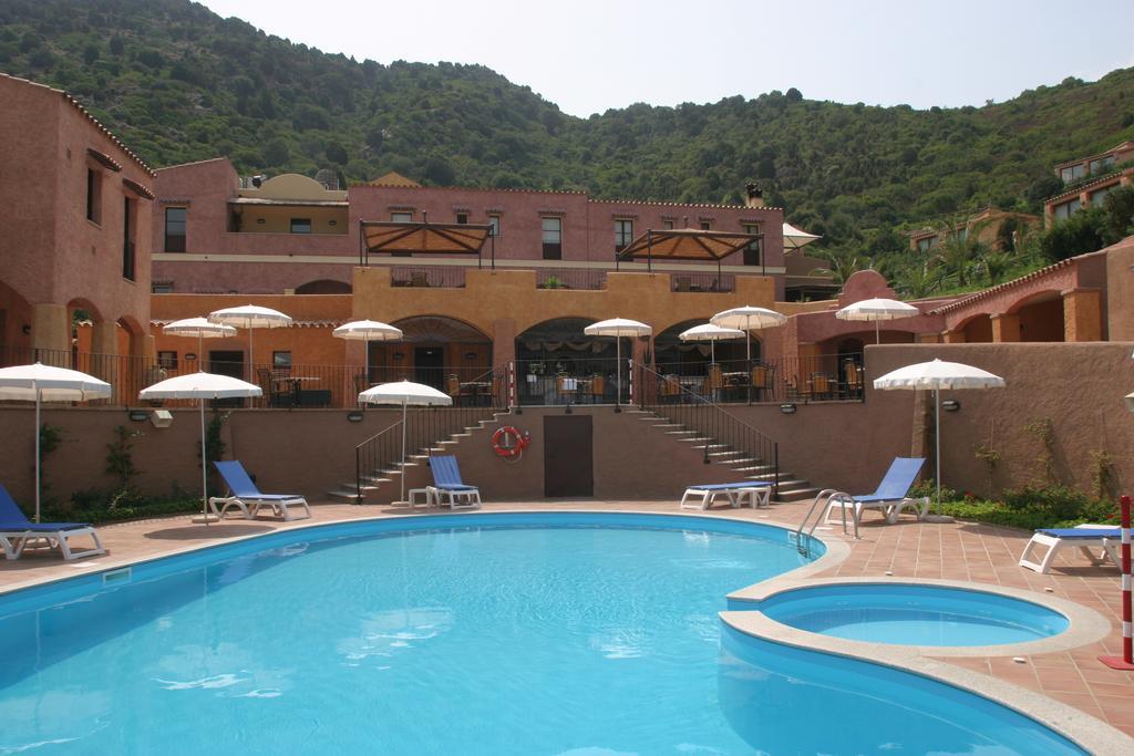 Sosventos Village Hotel Teulada Exterior photo