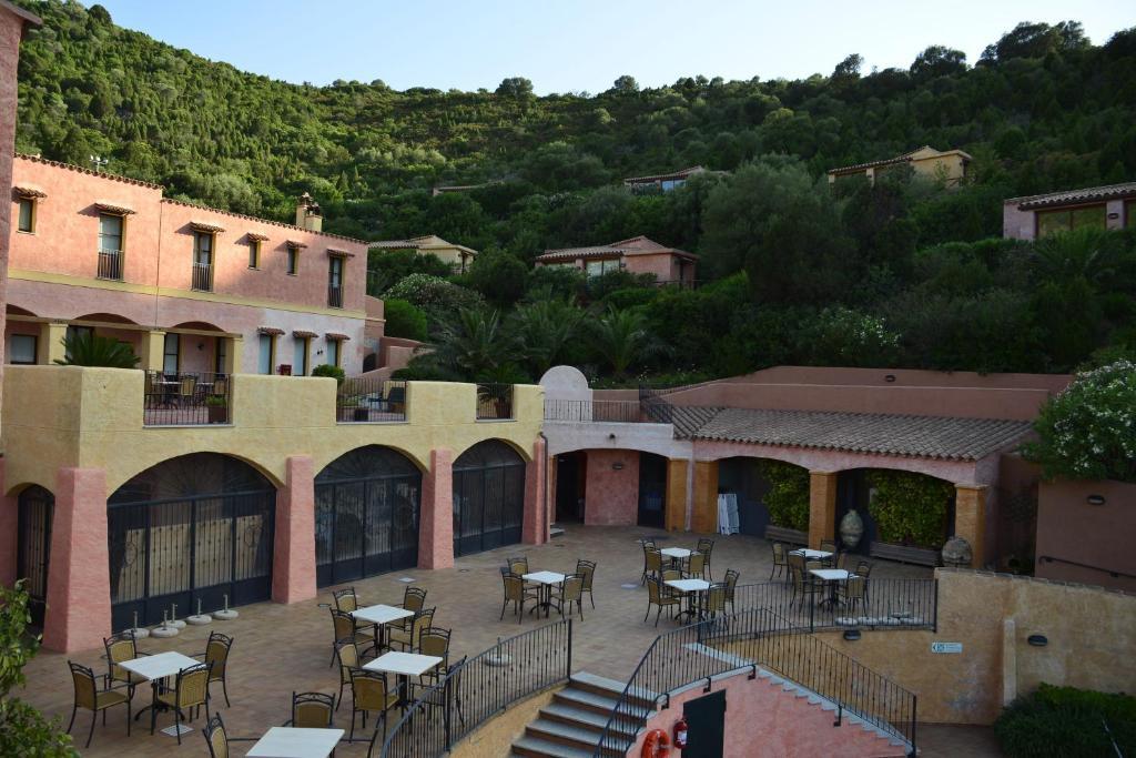Sosventos Village Hotel Teulada Exterior photo