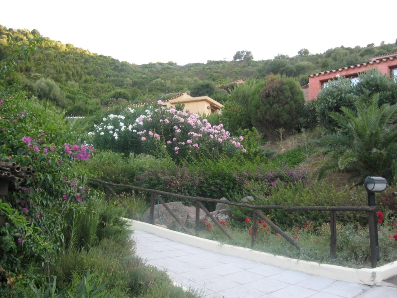 Sosventos Village Hotel Teulada Exterior photo